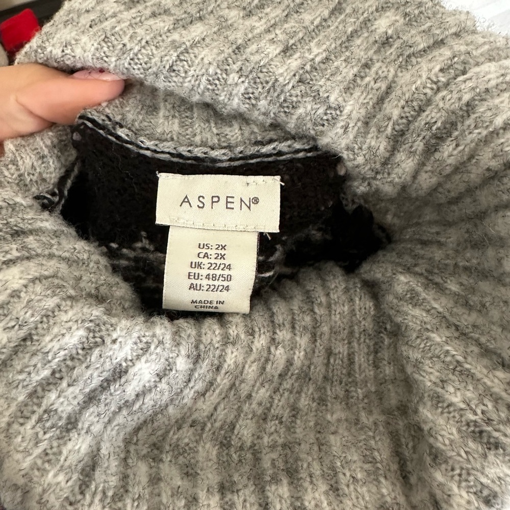 Gray Patterned Turtleneck Sweater Aspen 2X - Picture 3 of 4
